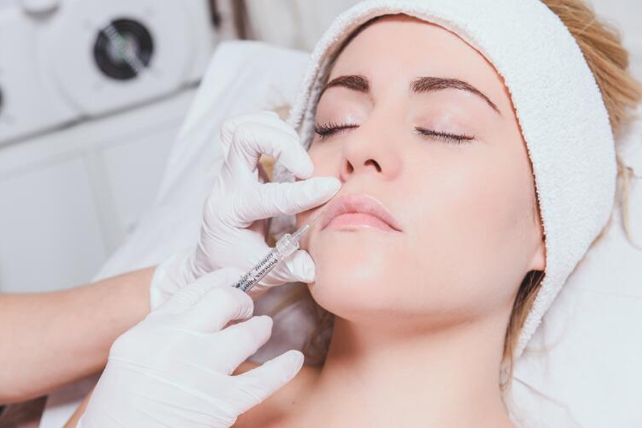 The Benefits of Professional Dermatologists and Skincare Treatments