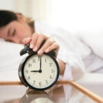 Why Consistent Sleep Schedules Improve Daily Energy